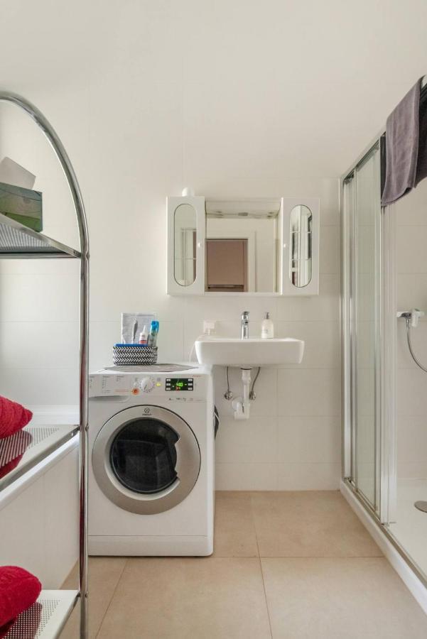 Vienna City Apartment Raffaelgasse Buitenkant foto
